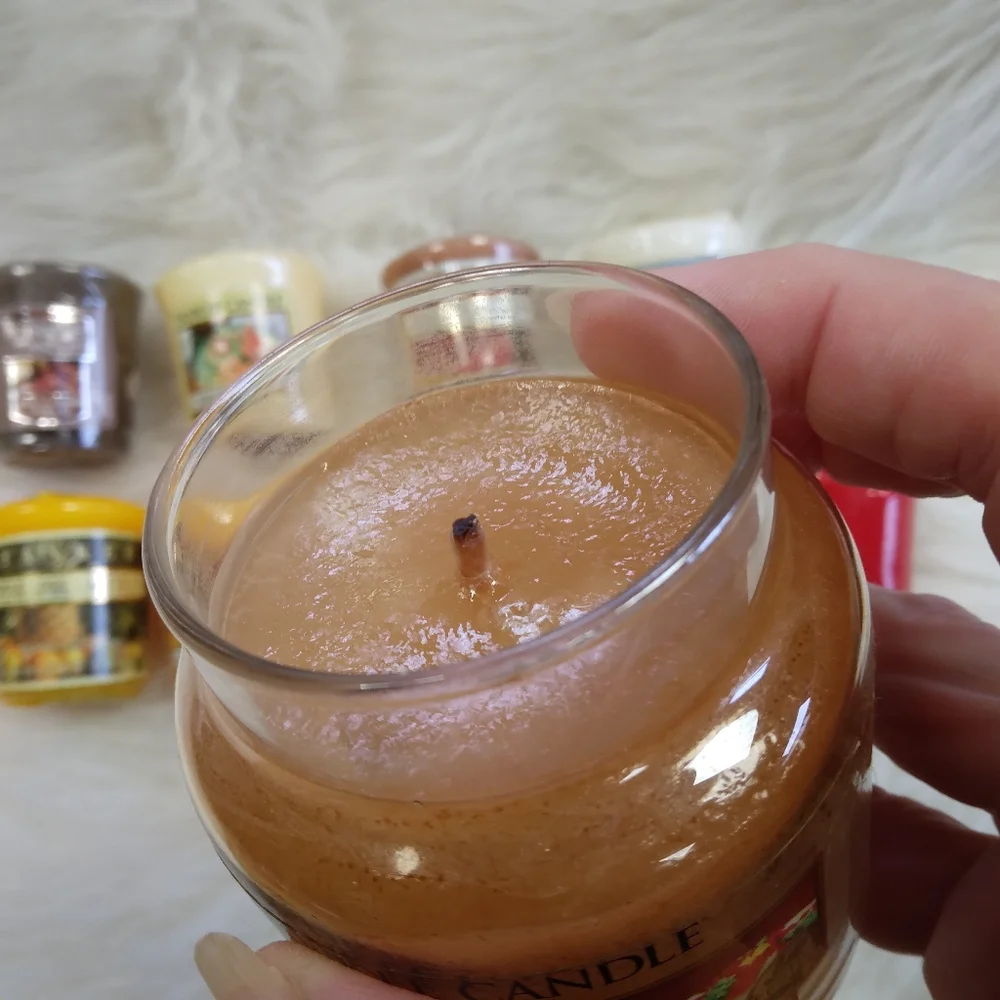 CANDLES 10 small Yankee Candle Assorted Scents